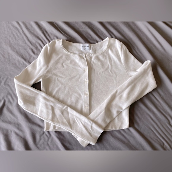 Aritzia Sweaters Aritzia Sunday Best Izzy Cardigan Cropped Buttonup